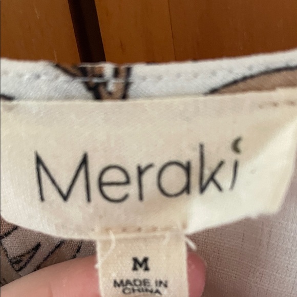 White & Brown Floral Top π€π€ - Picture 10 of 12